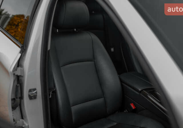 Белый БМВ 5 Серия, объемом двигателя 2 л и пробегом 282 тыс. км за 17500 $, фото 35 на Automoto.ua