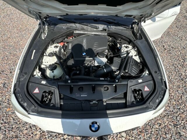 Білий БМВ 5 Серія, об'ємом двигуна 2 л та пробігом 175 тис. км за 12999 $, фото 19 на Automoto.ua