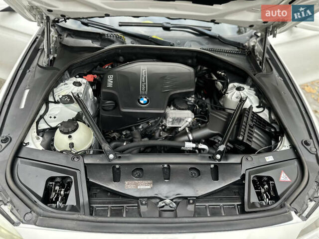 Белый БМВ 5 Серия, объемом двигателя 2 л и пробегом 125 тыс. км за 13499 $, фото 59 на Automoto.ua