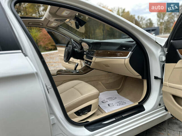 Белый БМВ 5 Серия, объемом двигателя 2 л и пробегом 125 тыс. км за 13499 $, фото 43 на Automoto.ua
