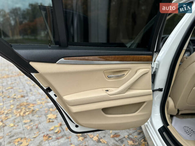 Белый БМВ 5 Серия, объемом двигателя 2 л и пробегом 125 тыс. км за 13499 $, фото 50 на Automoto.ua