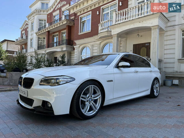 Білий БМВ 5 Серія, об'ємом двигуна 2.99 л та пробігом 330 тис. км за 18900 $, фото 4 на Automoto.ua