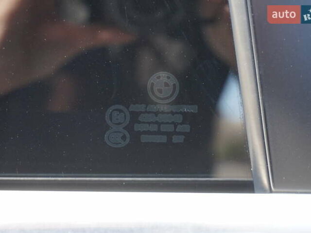 Белый БМВ 5 Серия, объемом двигателя 2 л и пробегом 270 тыс. км за 17700 $, фото 32 на Automoto.ua