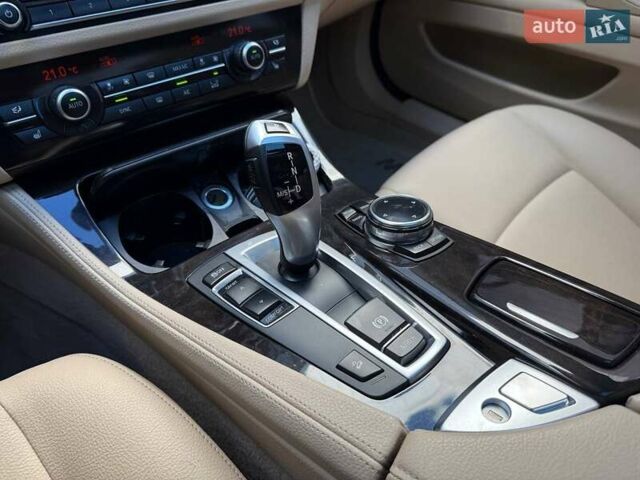 Білий БМВ 5 Серія, об'ємом двигуна 2 л та пробігом 215 тис. км за 14490 $, фото 24 на Automoto.ua