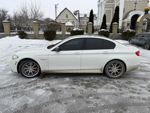 Белый БМВ 5 Серия, объемом двигателя 3 л и пробегом 160 тыс. км за 17500 $, фото 3 на Automoto.ua