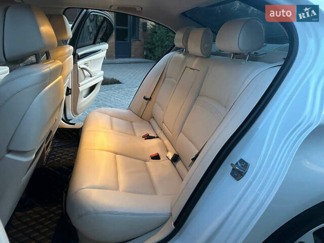 Білий БМВ 5 Серія, об'ємом двигуна 3 л та пробігом 143 тис. км за 21000 $, фото 20 на Automoto.ua