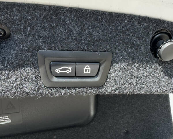 Белый БМВ 5 Серия, объемом двигателя 2 л и пробегом 218 тыс. км за 13800 $, фото 10 на Automoto.ua