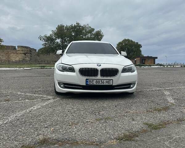 Белый БМВ 5 Серия, объемом двигателя 2 л и пробегом 170 тыс. км за 13000 $, фото 6 на Automoto.ua