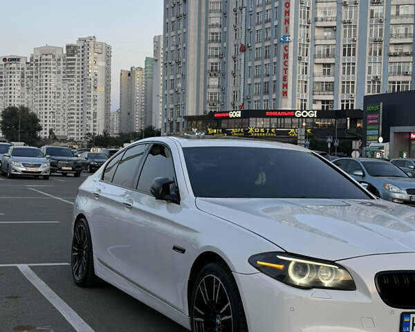 Белый БМВ 5 Серия, объемом двигателя 2 л и пробегом 178 тыс. км за 14400 $, фото 3 на Automoto.ua