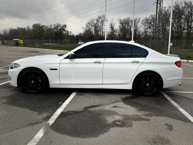 Білий БМВ 5 Серія, об'ємом двигуна 0 л та пробігом 230 тис. км за 11800 $, фото 3 на Automoto.ua