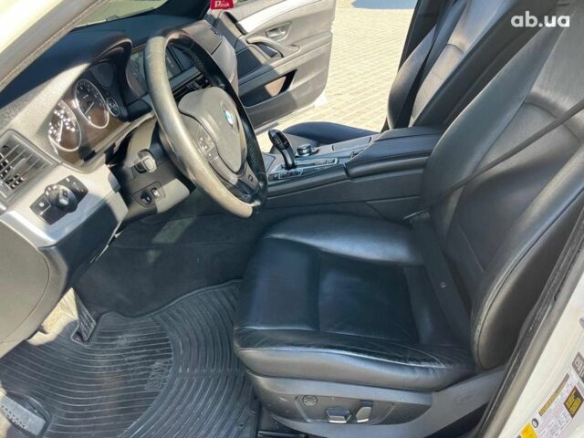 Білий БМВ 5 Серія, об'ємом двигуна 2 л та пробігом 215 тис. км за 12990 $, фото 18 на Automoto.ua