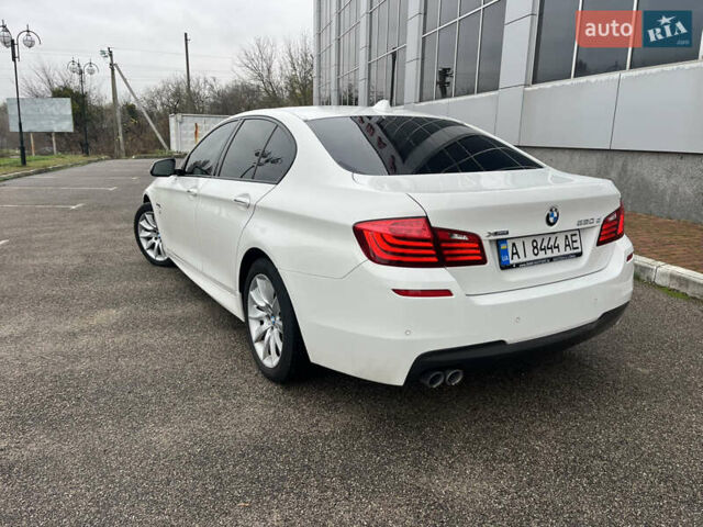Белый БМВ 5 Серия, объемом двигателя 2 л и пробегом 334 тыс. км за 17000 $, фото 2 на Automoto.ua