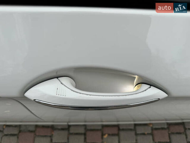 Белый БМВ 5 Серия, объемом двигателя 2.98 л и пробегом 262 тыс. км за 15500 $, фото 20 на Automoto.ua