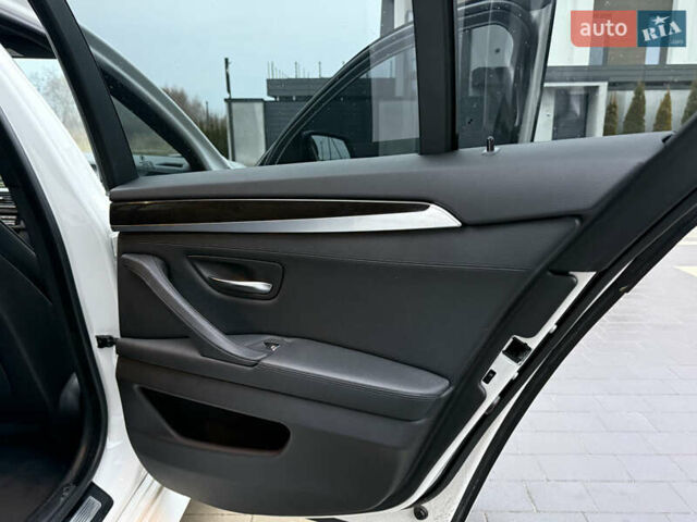 Білий БМВ 5 Серія, об'ємом двигуна 2 л та пробігом 200 тис. км за 12900 $, фото 42 на Automoto.ua