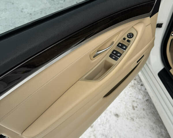 Белый БМВ 5 Серия, объемом двигателя 2 л и пробегом 196 тыс. км за 14300 $, фото 18 на Automoto.ua