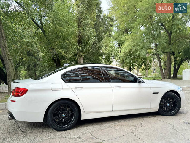 Белый БМВ 5 Серия, объемом двигателя 2.98 л и пробегом 185 тыс. км за 18500 $, фото 3 на Automoto.ua