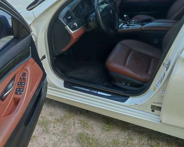 Білий БМВ 5 Серія, об'ємом двигуна 2 л та пробігом 223 тис. км за 11350 $, фото 28 на Automoto.ua