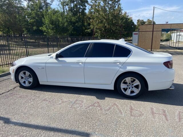 Белый БМВ 5 Серия, объемом двигателя 2 л и пробегом 158 тыс. км за 12500 $, фото 6 на Automoto.ua