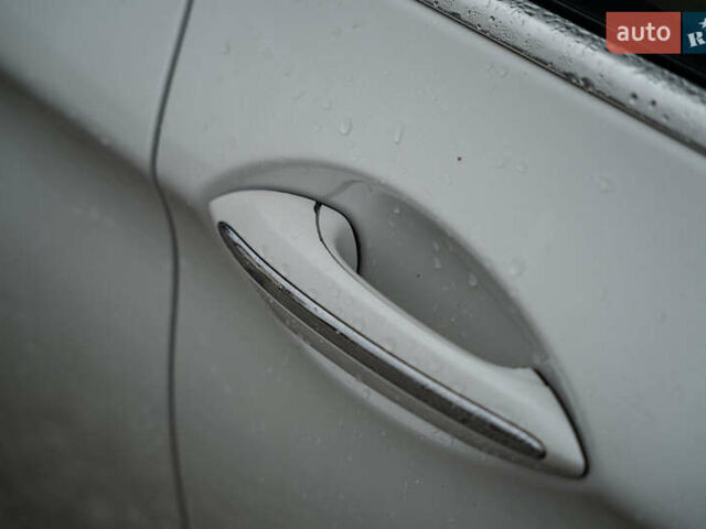 Білий БМВ 5 Серія, об'ємом двигуна 2 л та пробігом 134 тис. км за 19900 $, фото 14 на Automoto.ua