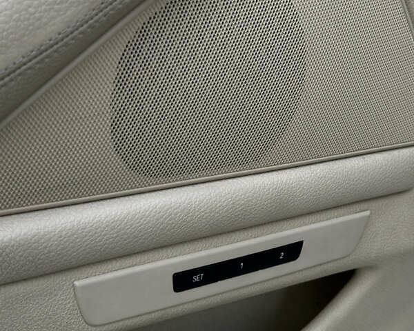 Белый БМВ 5 Серия, объемом двигателя 2.98 л и пробегом 157 тыс. км за 15900 $, фото 5 на Automoto.ua