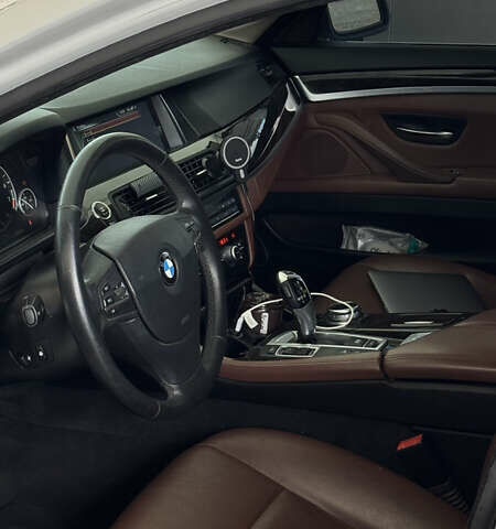 Білий БМВ 5 Серія, об'ємом двигуна 2.98 л та пробігом 223 тис. км за 16660 $, фото 31 на Automoto.ua