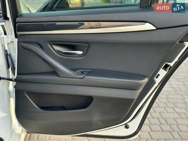 Белый БМВ 5 Серия, объемом двигателя 2 л и пробегом 250 тыс. км за 15500 $, фото 37 на Automoto.ua