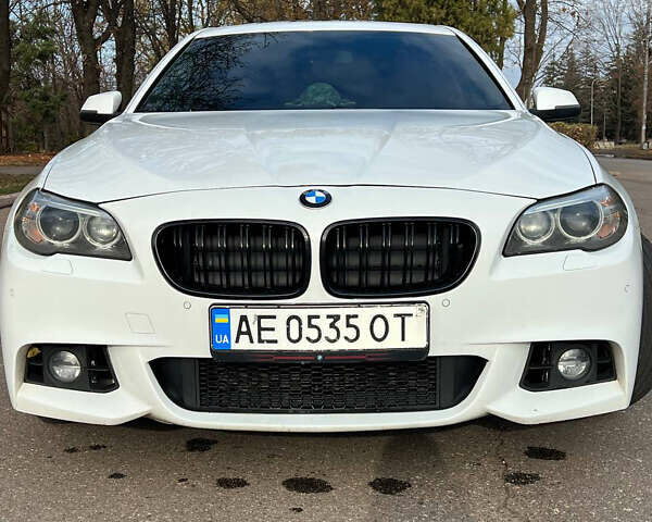 Белый БМВ 5 Серия, объемом двигателя 2.98 л и пробегом 264 тыс. км за 19500 $, фото 6 на Automoto.ua