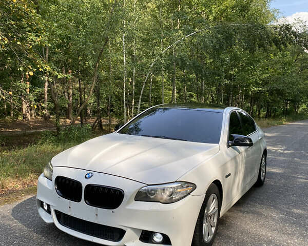 Белый БМВ 5 Серия, объемом двигателя 2 л и пробегом 253 тыс. км за 13900 $, фото 2 на Automoto.ua