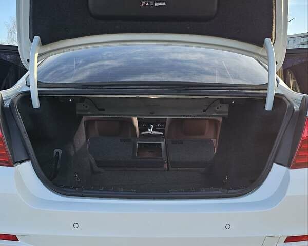 Білий БМВ 5 Серія, об'ємом двигуна 2 л та пробігом 128 тис. км за 17700 $, фото 29 на Automoto.ua