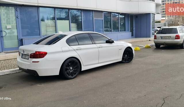 Белый БМВ 5 Серия, объемом двигателя 3 л и пробегом 117 тыс. км за 23000 $, фото 3 на Automoto.ua