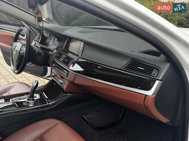 Белый БМВ 5 Серия, объемом двигателя 3 л и пробегом 196 тыс. км за 16900 $, фото 73 на Automoto.ua