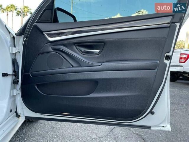 Білий БМВ 5 Серія, об'ємом двигуна 3 л та пробігом 158 тис. км за 7000 $, фото 27 на Automoto.ua