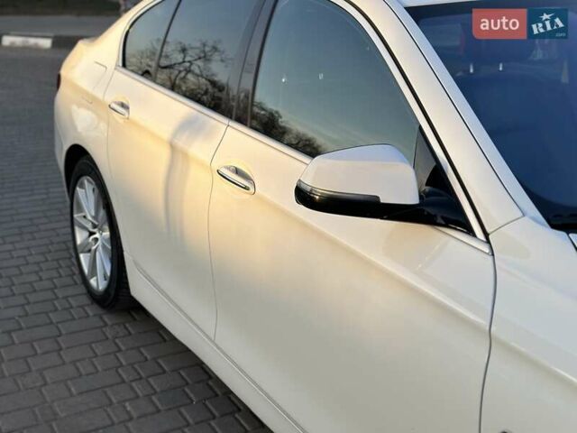 Белый БМВ 5 Серия, объемом двигателя 2 л и пробегом 250 тыс. км за 15500 $, фото 22 на Automoto.ua