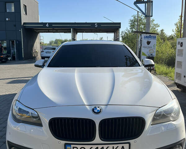 Білий БМВ 5 Серія, об'ємом двигуна 2 л та пробігом 50 тис. км за 15000 $, фото 13 на Automoto.ua