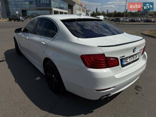 Белый БМВ 5 Серия, объемом двигателя 2 л и пробегом 97 тыс. км за 16000 $, фото 17 на Automoto.ua