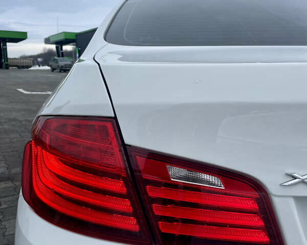 Білий БМВ 5 Серія, об'ємом двигуна 2 л та пробігом 258 тис. км за 16250 $, фото 9 на Automoto.ua