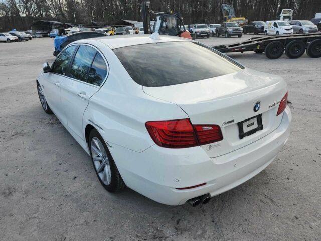 Белый БМВ 5 Серия, объемом двигателя 3 л и пробегом 210 тыс. км за 13000 $, фото 4 на Automoto.ua