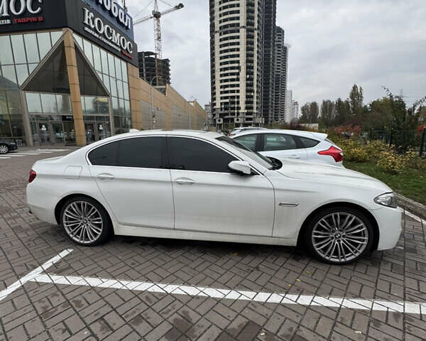 Білий БМВ 5 Серія, об'ємом двигуна 2.98 л та пробігом 200 тис. км за 14900 $, фото 2 на Automoto.ua