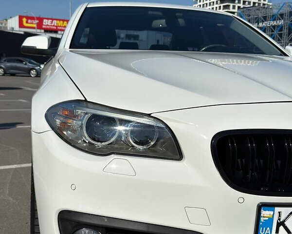 Белый БМВ 5 Серия, объемом двигателя 3 л и пробегом 173 тыс. км за 18000 $, фото 22 на Automoto.ua