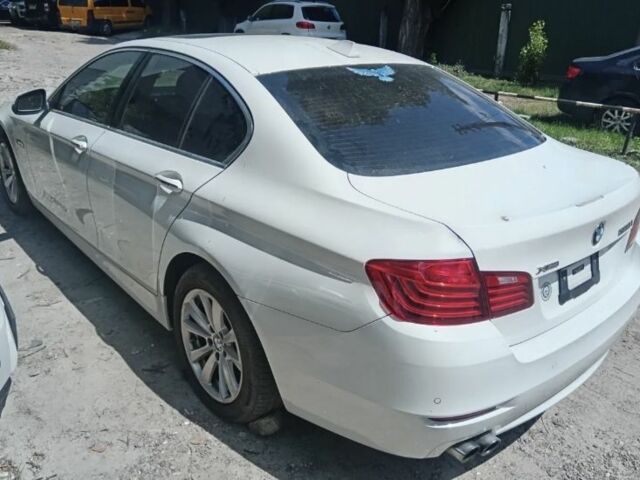 Білий БМВ 5 Серія, об'ємом двигуна 2 л та пробігом 226 тис. км за 9200 $, фото 6 на Automoto.ua