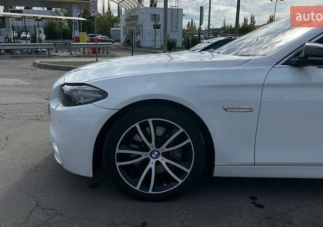 Белый БМВ 5 Серия, объемом двигателя 3 л и пробегом 194 тыс. км за 15999 $, фото 10 на Automoto.ua