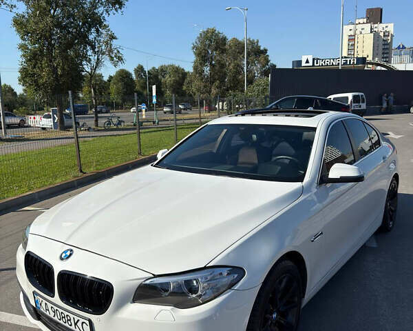 Белый БМВ 5 Серия, объемом двигателя 3 л и пробегом 173 тыс. км за 18000 $, фото 9 на Automoto.ua
