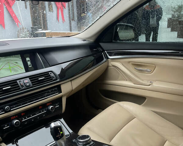 Білий БМВ 5 Серія, об'ємом двигуна 2.98 л та пробігом 177 тис. км за 17000 $, фото 25 на Automoto.ua