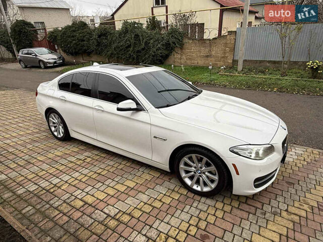 Білий БМВ 5 Серія, об'ємом двигуна 2.99 л та пробігом 196 тис. км за 19400 $, фото 5 на Automoto.ua