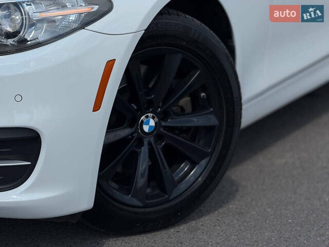 Белый БМВ 5 Серия, объемом двигателя 2 л и пробегом 97 тыс. км за 16000 $, фото 5 на Automoto.ua