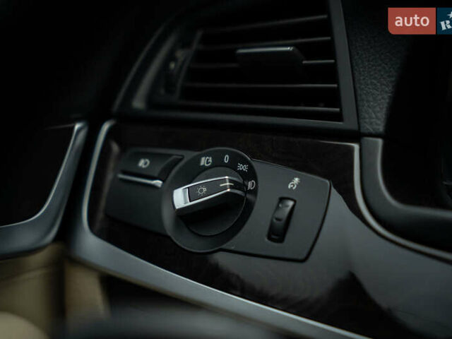 Білий БМВ 5 Серія, об'ємом двигуна 2 л та пробігом 134 тис. км за 19900 $, фото 17 на Automoto.ua