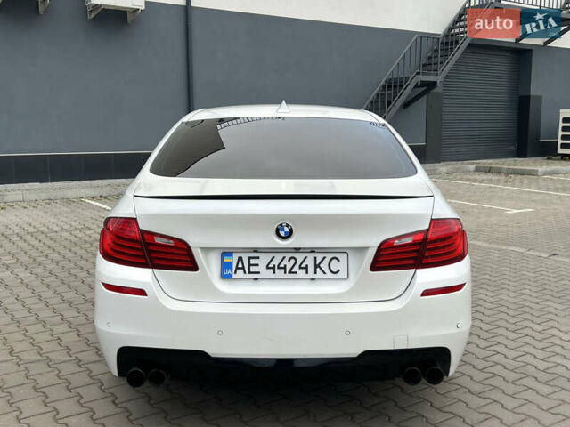 Белый БМВ 5 Серия, объемом двигателя 2 л и пробегом 165 тыс. км за 15500 $, фото 15 на Automoto.ua