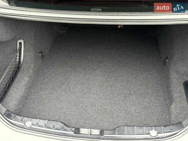 Белый БМВ 5 Серия, объемом двигателя 2 л и пробегом 90 тыс. км за 17500 $, фото 20 на Automoto.ua