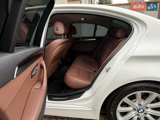 Білий БМВ 5 Серія, об'ємом двигуна 2.99 л та пробігом 196 тис. км за 19400 $, фото 11 на Automoto.ua