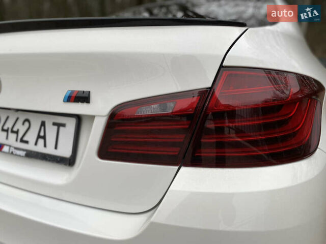 Белый БМВ 5 Серия, объемом двигателя 2 л и пробегом 133 тыс. км за 17100 $, фото 37 на Automoto.ua